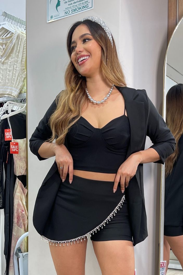 Blusa corta tiras 1101073 basica con copa para mujer dyaboo negro