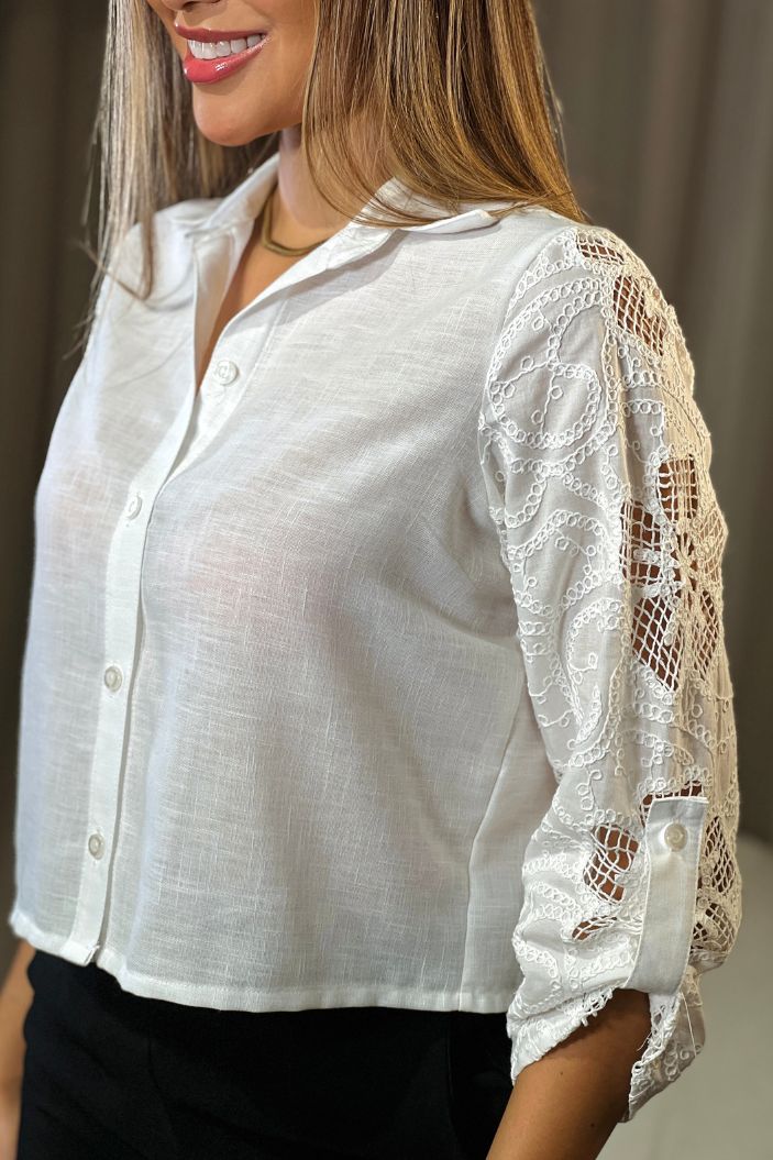 Camisa manga larga DF21276 para mujer elaborada en lino con grabados en tejido dyaboo crudo 4