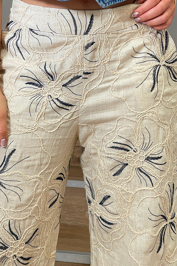 Pantalón DF06143 para mujer de silueta amplia y relajada tipo palazzo dyaboo beige 1