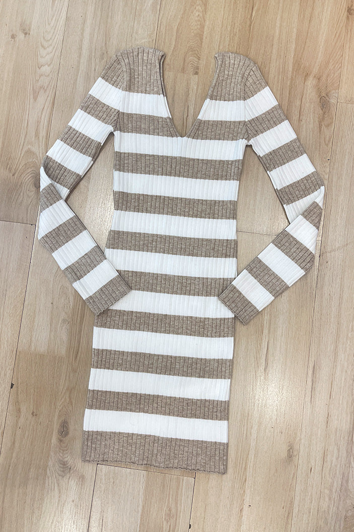Vestido corto manga larga para mujer dyaboo 7406 camel blanco