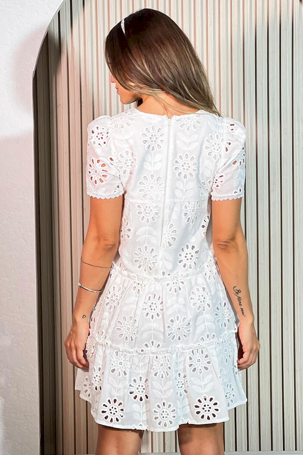 Vestido corto ojalillo para mujer DF09089 crudo