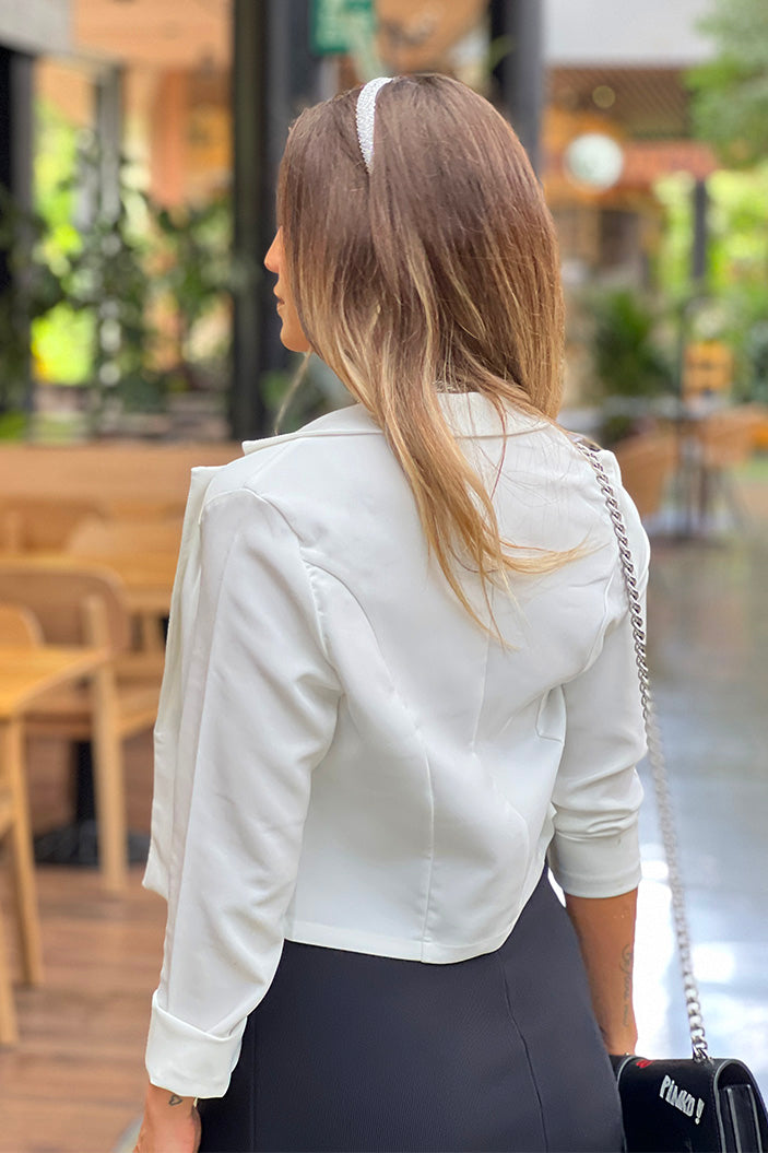 blazer corto para mujer 1190002 dyaboo crudo blanco 2