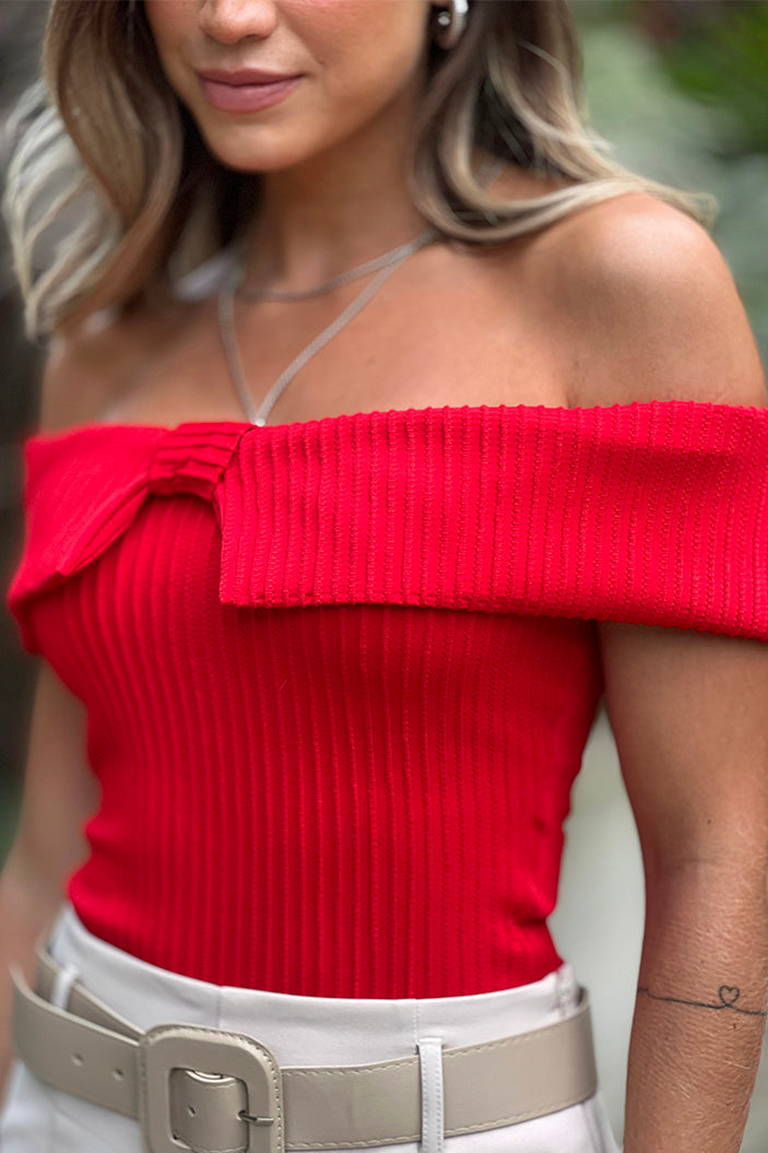 Blusa Cuello Bandeja DF02264  elaborada en tela viscosa para mujer dyaboo rojo