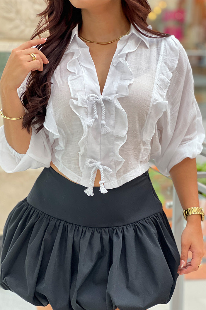 Blusa DF02337 para mujer blanca de manga larga con delicados volantes al frente dyaboo color blanco 1