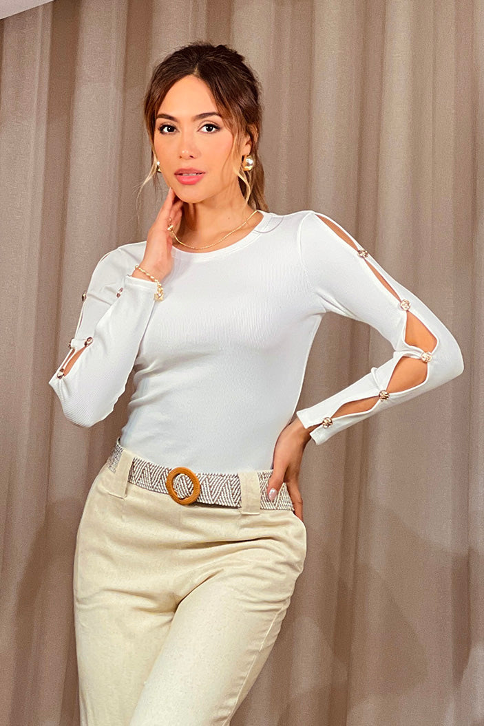 Blusa DF02362 manga larga para mujer con huecos en los brazos dyaboo color crudo