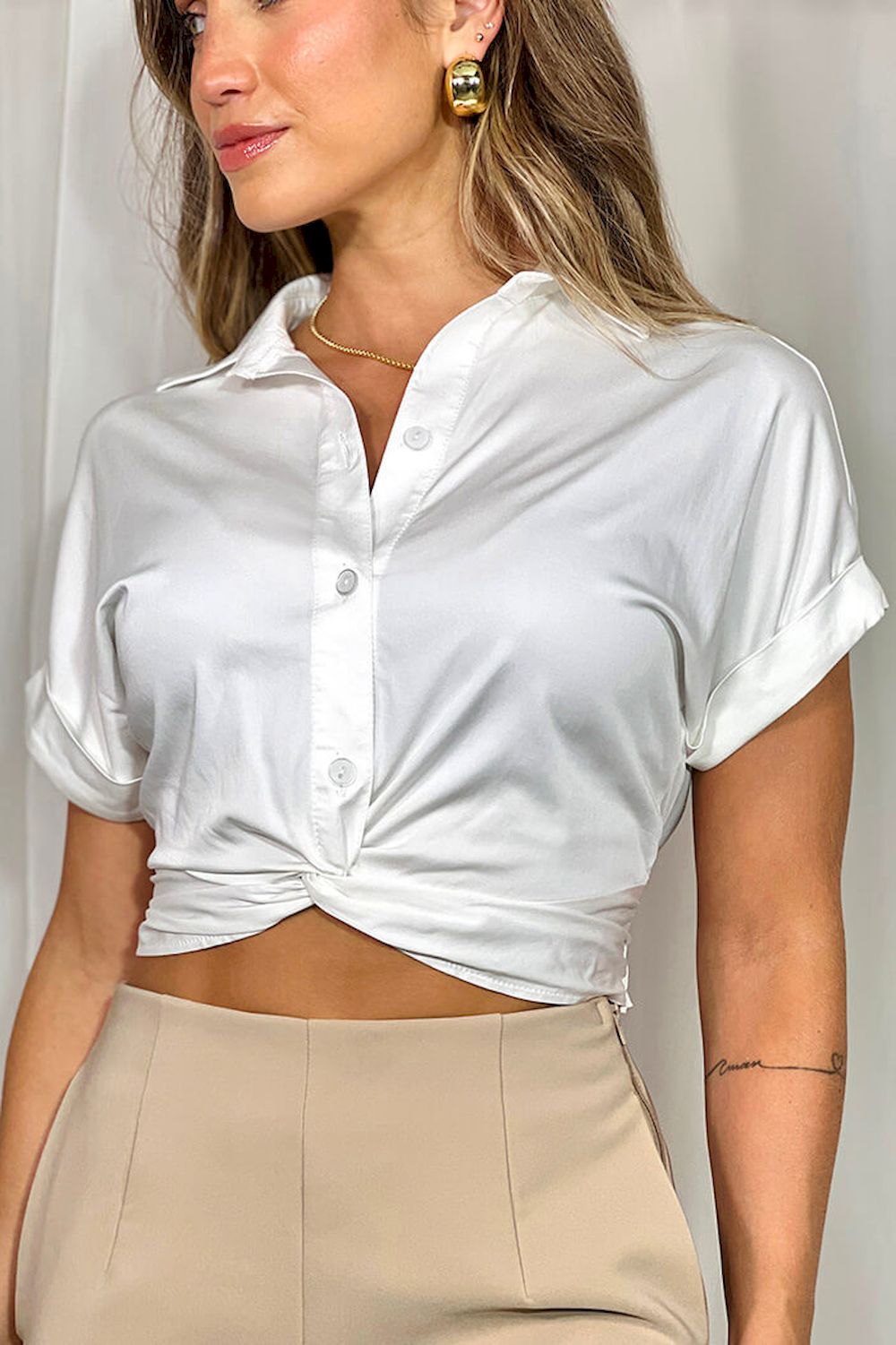 Blusa corta camisera para mujer dyaboo DF01471 cruda blusa