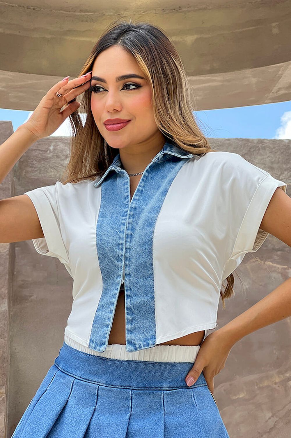 Camisera DF21231 para mujer elaborada con poliester y denim dyaboo crudo 3