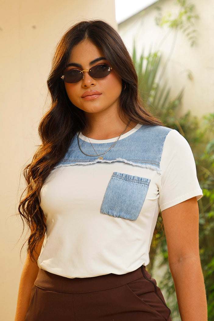 Camiseta DF03048 para mujer, silueta ajustada, elaborada en algodón con detalles en denim dyaboo color crudo 1