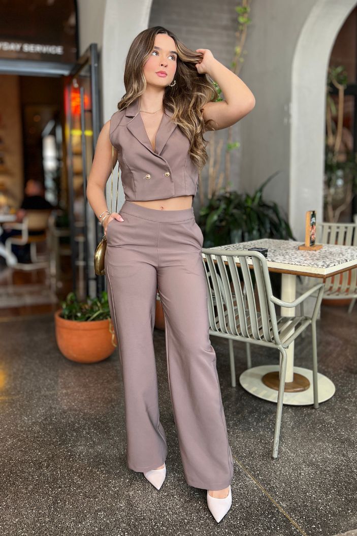 Conjunto Chaleco y Pantalón DF14166 cafe para mujer dyaboo