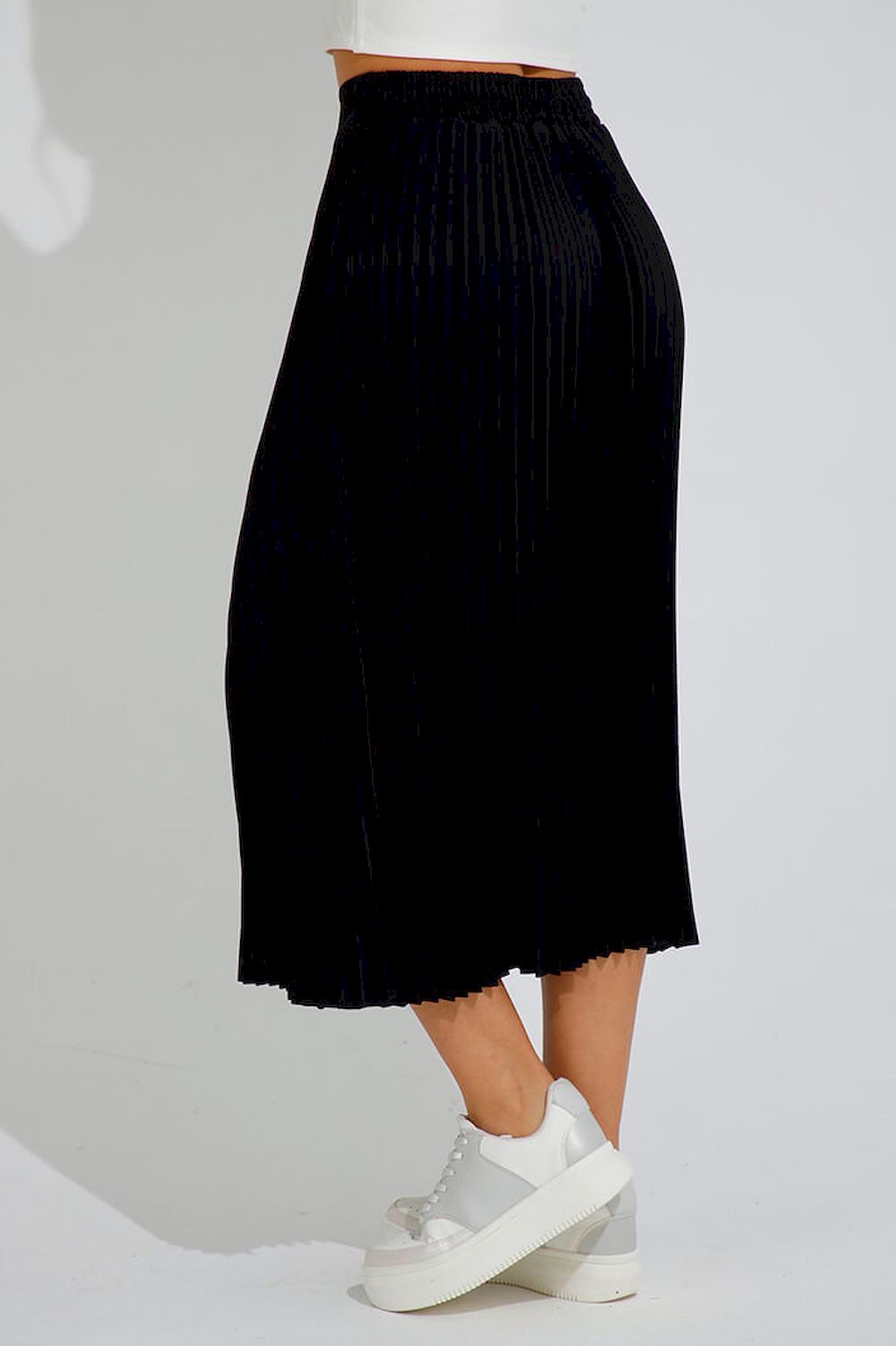 Falda Midi Trillada DF07066 negra plisada para mujer dyaboo